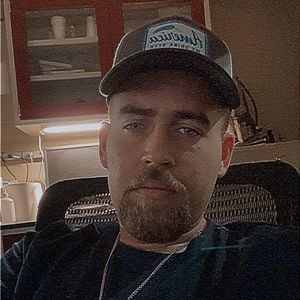 Meet your Posher, Justin